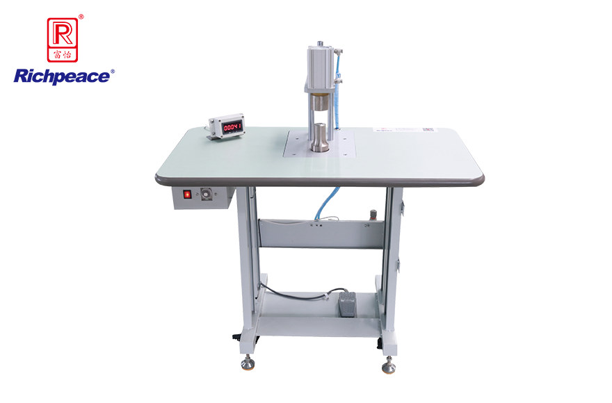 Manual Installation Machine for Breathing Valve of Medical Mask (mechanical version)